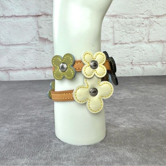 Louis Vuitton Patent Fleur Flower Double Wrap Vachetta Bracelet - Picture 1 of 16